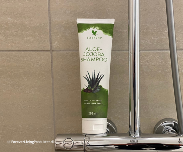 Aloe-jojoba shampoo